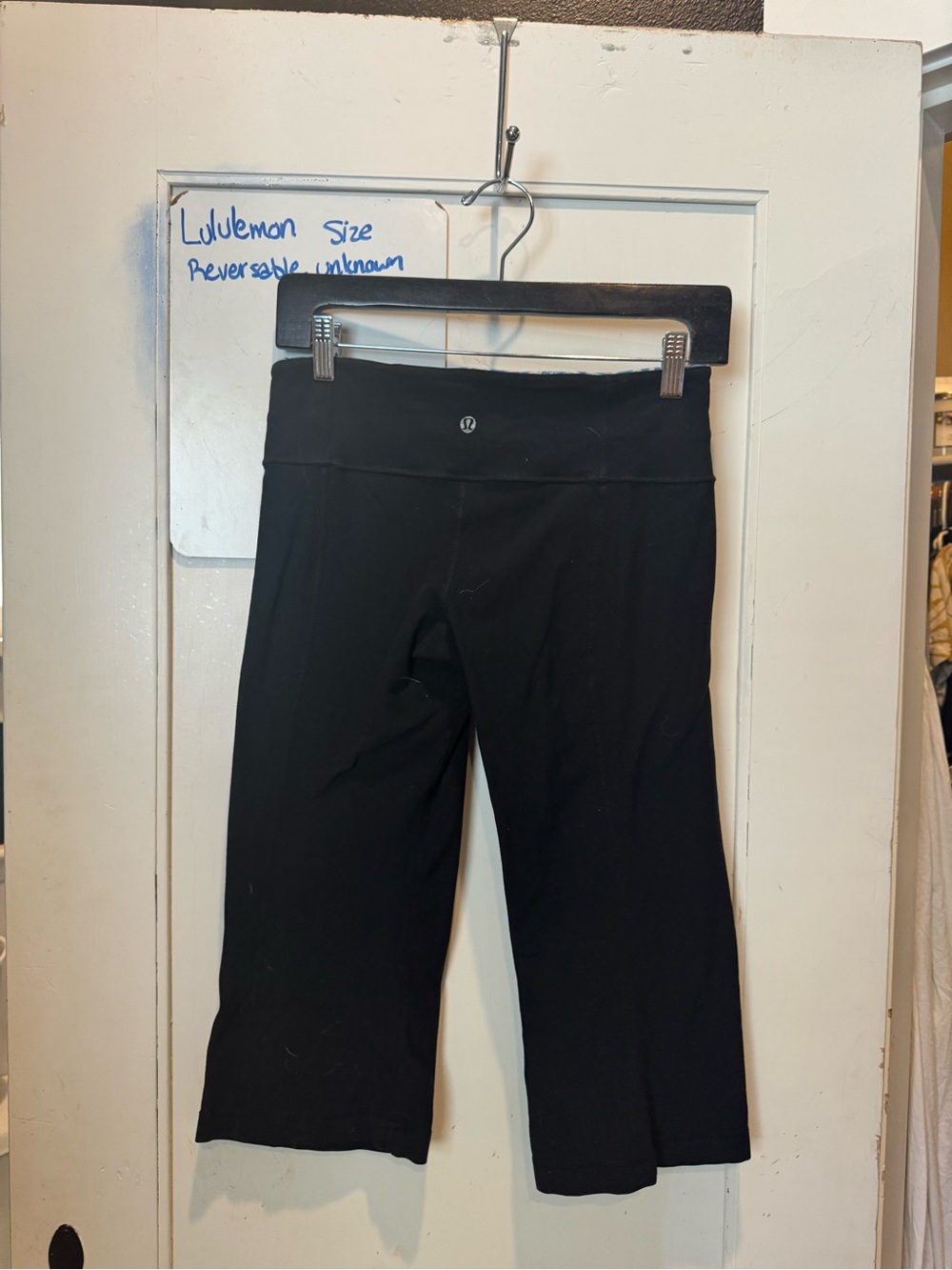 lululemon reversible Black Capri Leggings with Reflective Logo